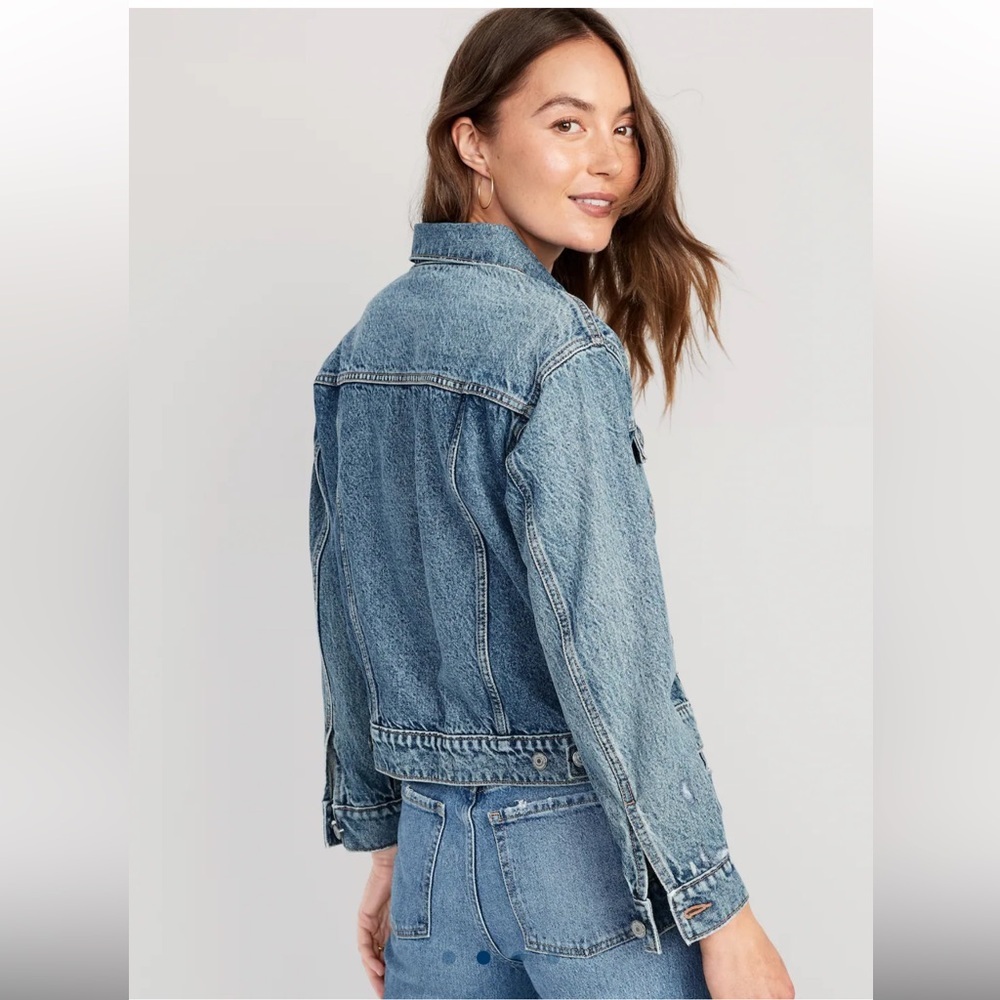 Old Navy Women’s Size M Jacket Classic Denim Blue Trucker Jean Pockets Western - Picture 2 of 15